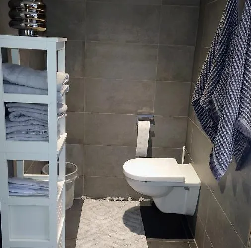 Maurers Schlierseetraum 6, 455 Mit 42 Qm Neu Renoviert, Erdgeschoss Mit Eingezaeunter Terrasse In Ruhiger Lage Am Kirchbichlweg 8 Шлирзе